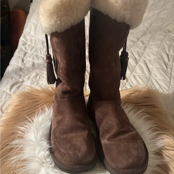 UGG Brown Suede Boots with Cream Fur