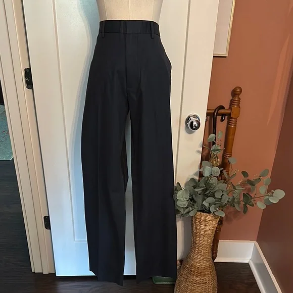 NWT J. Crew Classic men’s navy blue 100% cotton 36/32 zipper chino pockets pants