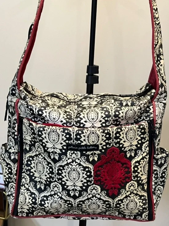Petunia Pickle Bottom Diaper/Shoulder Bag.
