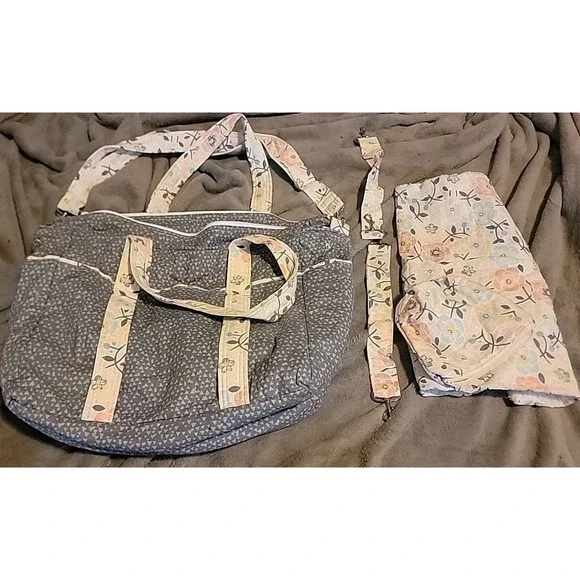 Gray Floral Diaper Tote Bag 🌸 Large Baby Bag w/ Pockets