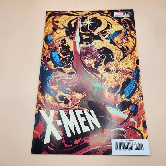X-men‎ #12 Malavia variant  NM Gem Wow