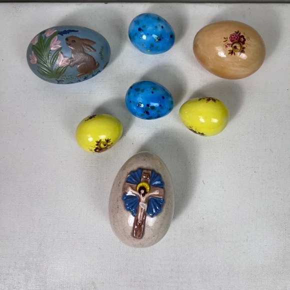 7 Vintage Easter Eggs Religious Bunny Floral‎ Hand Painted Ceramic Decor