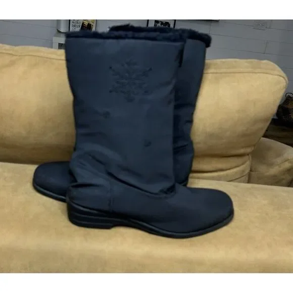 Judith Sport Snowflake 2 Women's Size 7 Zip‎ Front Fur Lined Snow Boots Black