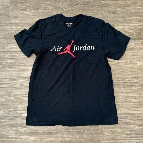 Nike Jordan Shirt sz Sm Preown