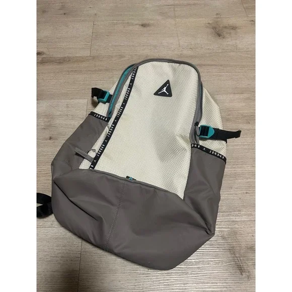 Nike Air‎ Jordan Jumpman Lap Top Pocket Backpack Cream Gray Teal Logo