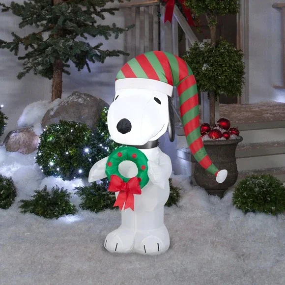 Airblown Inflatable Snoopy with Wreath Christmas Elf Hat 3.5 feet‎ New