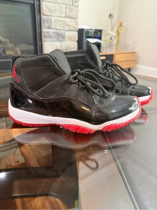 Air Jordan 11 Retro 