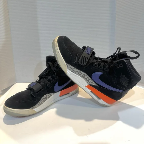 Nike Air Jordan Legacy 312 Knicks Sneaker Size:11 AV3922-048 Black Blue Orange