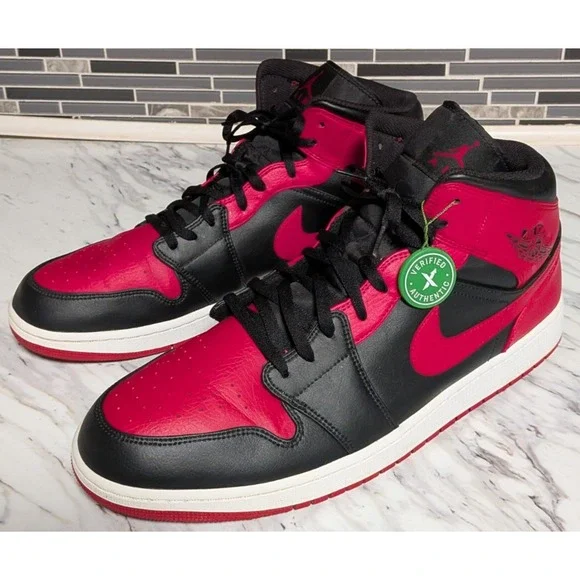 Nike Air Jordan 1 Mid Banned‎ Red Black & White Leather Shoes Men's Size 18