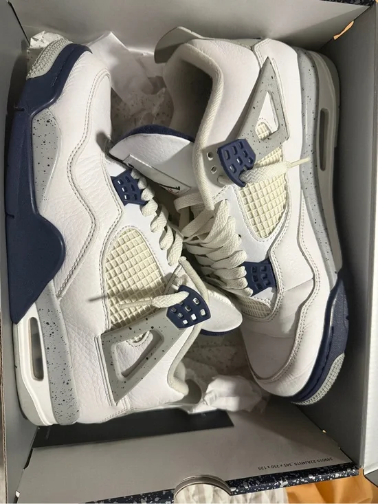 Jordan 4 Midnight Navy