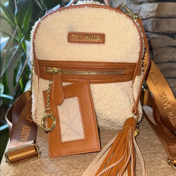 Steve Madden Cream and Tan Women's Backpack and card holder
