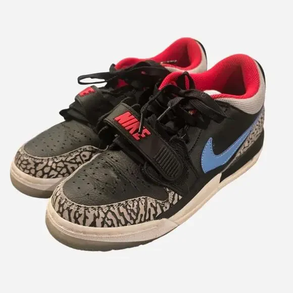 Jordan Men's black multi Trainers