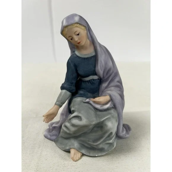 Lenox The Renaissance Nativity MARY 1991 Figurine Christmas Holiday Porcelain