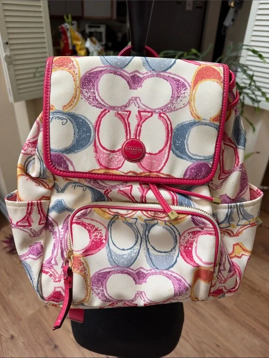 Coach vintage Y2K Signature Scribble Poppy canvas backpack, F21962, VGUC