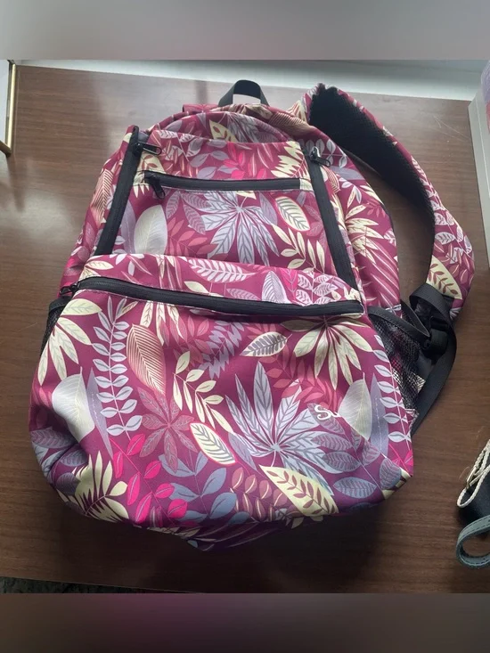Sucipi Floral Tennis Backpack