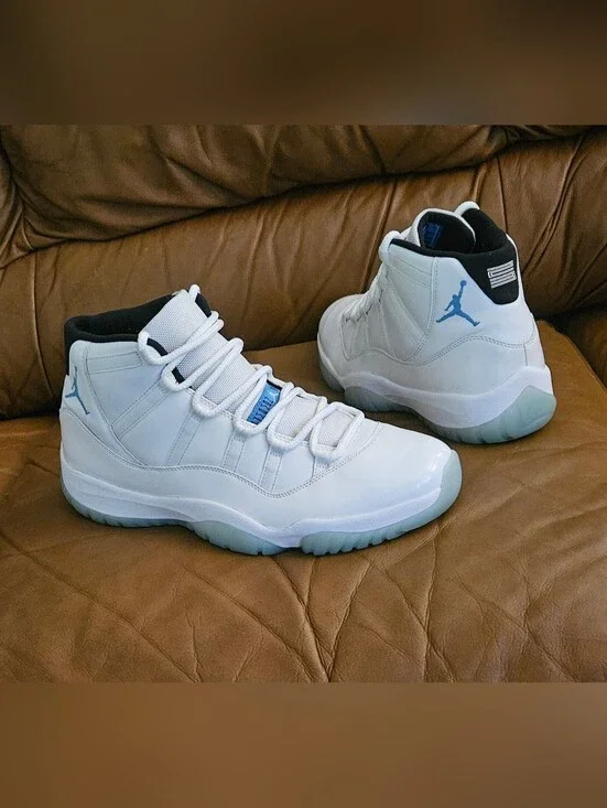 Men's Nike Air Jordan 11 Retro Legend Blue Size 12 (GREAT CONDITION)