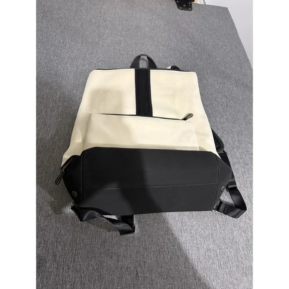 Caraa X Athleta Convertible Backpack Neoprene Color Bone