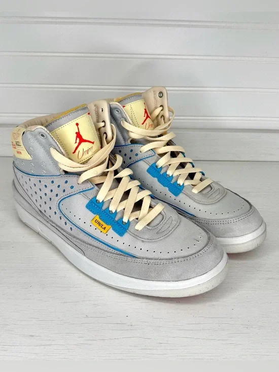 Jordan 2 Retro x LA Union collab. Excellent used condition. No box. Size US 9.5