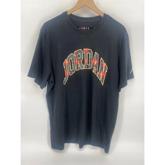 Jordan Graphic T-Shirt XL Black Excellent Plaid Logo Short Sleeve Cotton Tee
