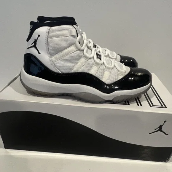 New Air Jordan 11 Retro Concord 2011 Mid Top Lace Up Sneaker Men 378037-10