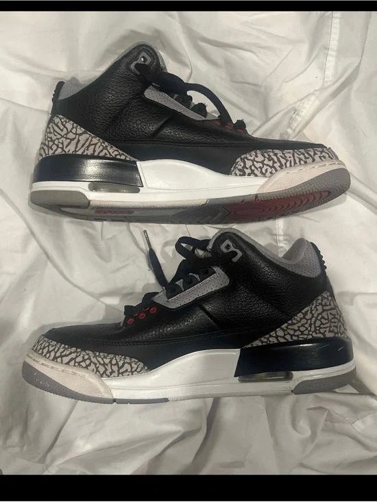 Air Jordan 3 ‘Cement’