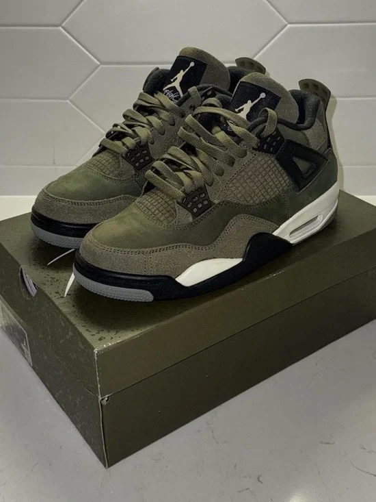 Jordan 4 Retro Olive Size 8