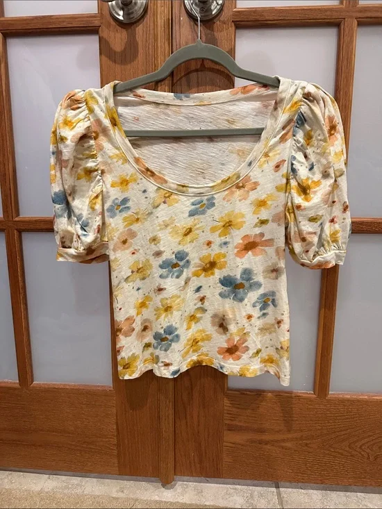 Anthropologie Cream Floral Puff-Sleeve Scoop Top