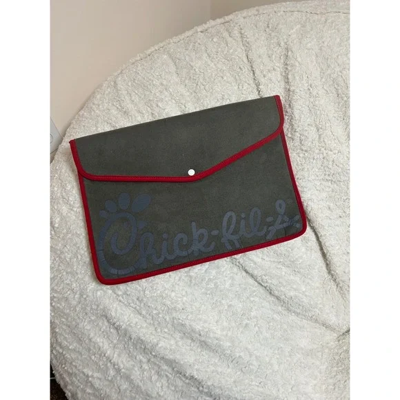 Chick fil A‎ Soft Computer case Folder Document Organizer Gray Red Snap Closure