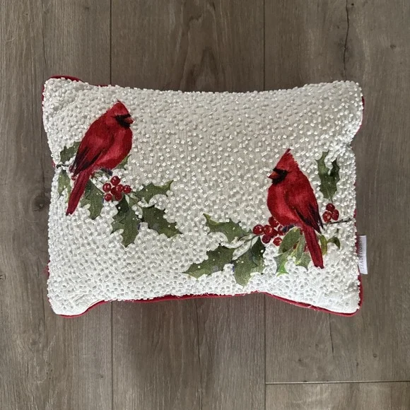 Cherished Traditions Beaded Christmas Cardinal Pillow Holly‎ Leaves 13