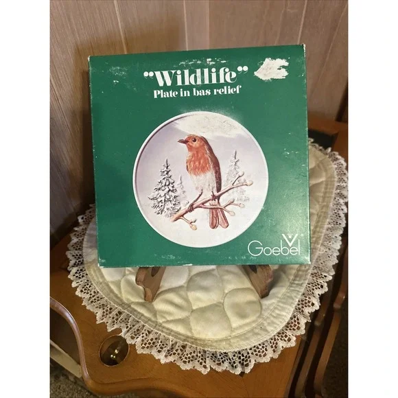 Goebel Wildlife‎ Wall Plate Series Robin - Original Box With Receipt