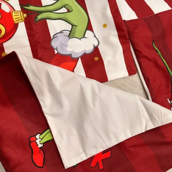 Grinch Pillow covers(4)