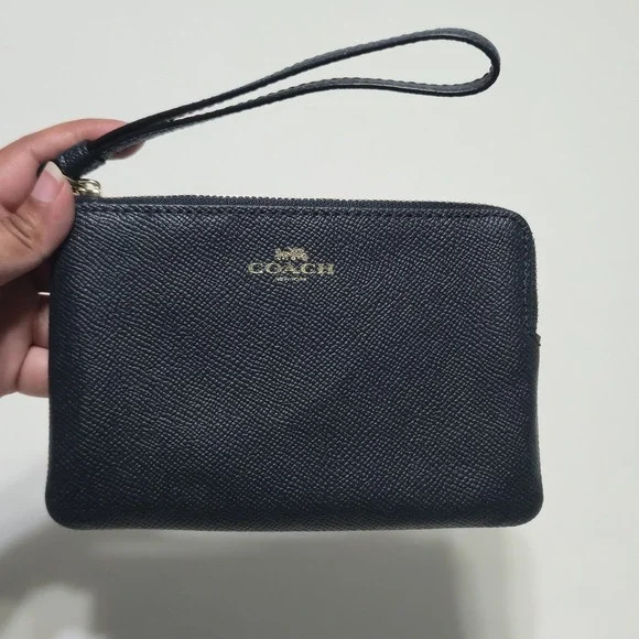 COACH Midnight Blue Corner Zip Crossgrain Leather Wristlet Strap