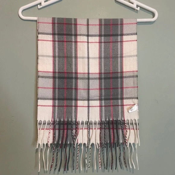 NWOT Womens Light Academia Preppy Cozy Fringe Tartan Plaid Scarf Cream Grey‎