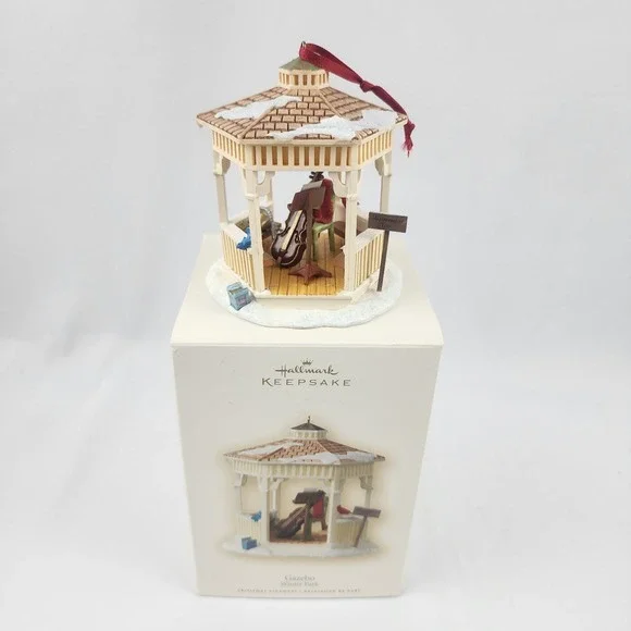 Hallmark 2007 Gazebo Winter Park Keepsake Ornament Musical Instruments detailed‎