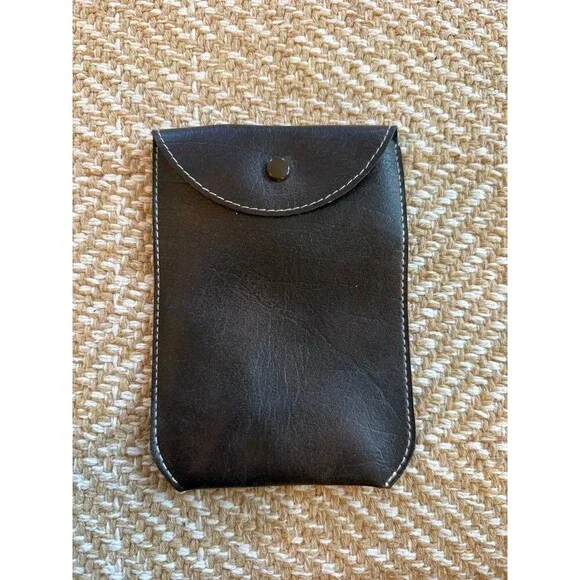 Vintage Leather Accessory Pouch – Snap Closure