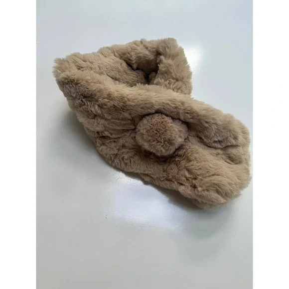Zara Accessories Faux Fur Pull-Through Scarf Tan Beige Pom Pom Neck Warmer