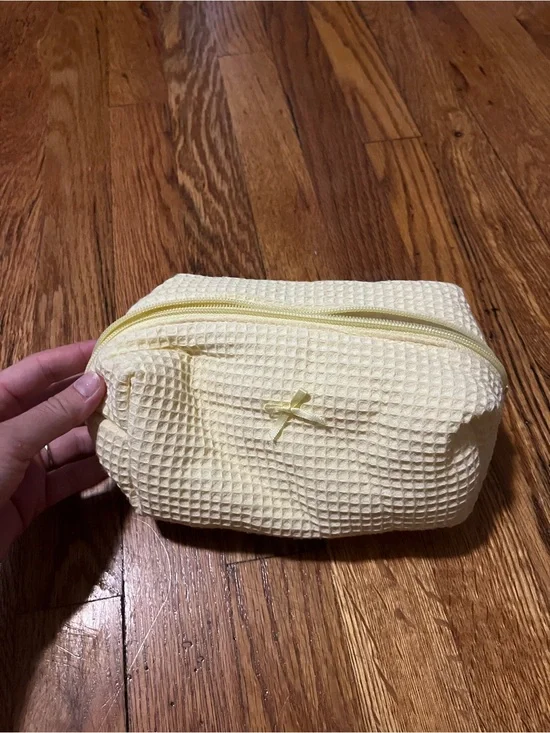 Yellow Waffle-Textured Cosmetic Pouch - Small Toiletry Bag