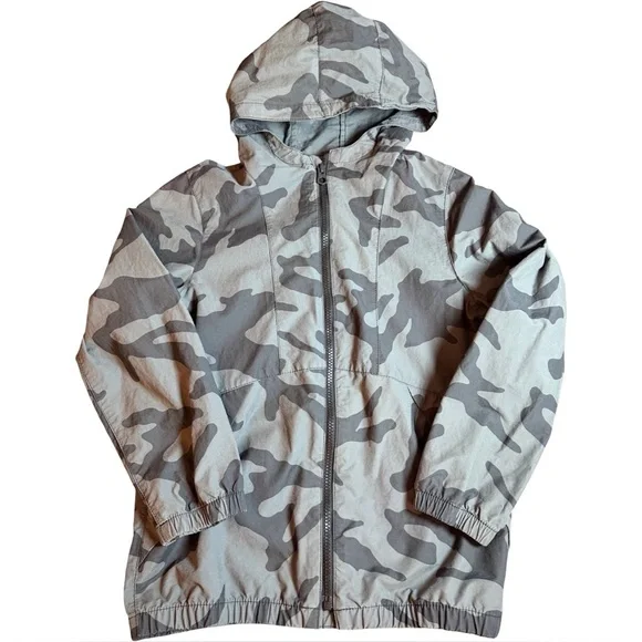 GAP Boys Camo Full-Zip Jacket – Size M (8R)