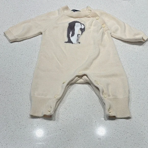 Baby Gap Cream One Piece with Penguin Design, 0-3 months