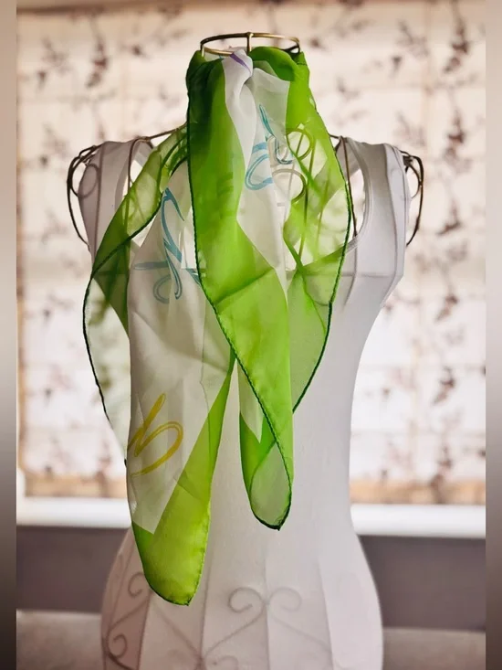 Vintage Genny 100% Silk Scarf Made in Italy 33x34
