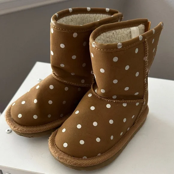 Baby Gap Faux Shearling lined Boots