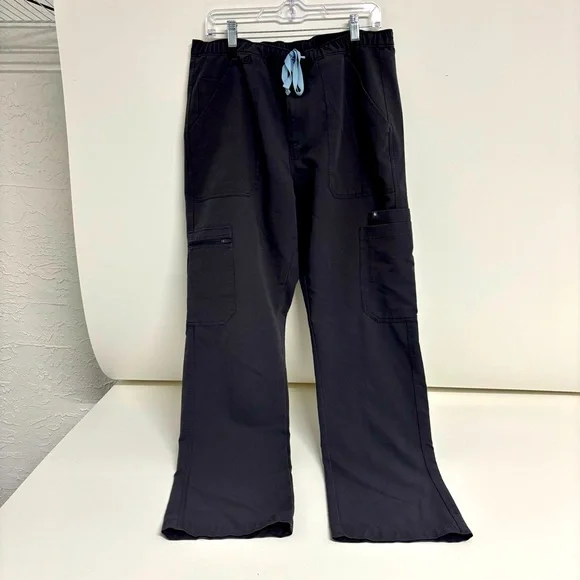 Figs men’s Cairo scrub pants size large