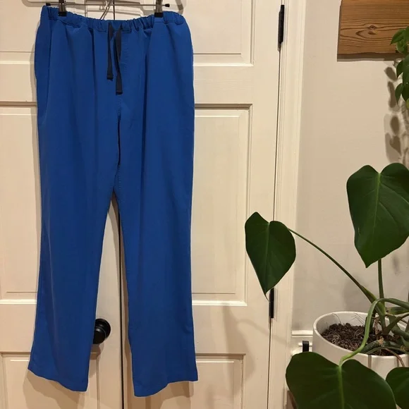 Figs Men's Cairo Straight Leg Scrub Pant Royal Blue Size Large Scrub Pants