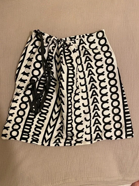 Marc Jacobs Black & White Logo Drawstring Dust Bag
