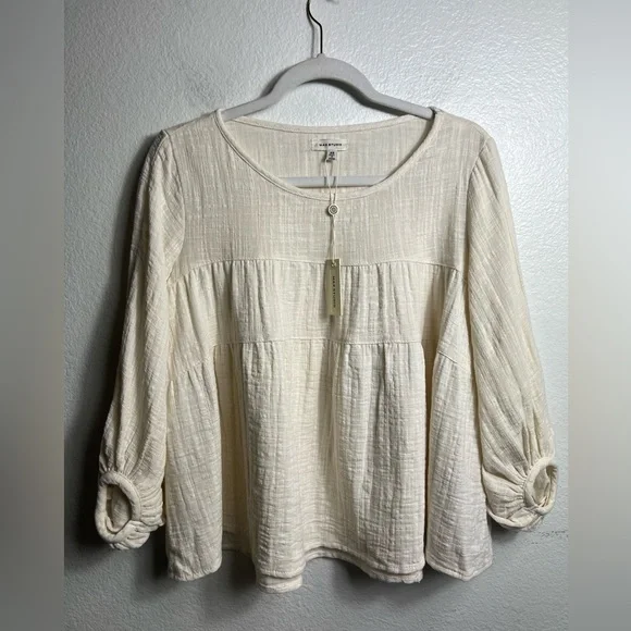 Max Studio Women's Cream Blouse with Balloon Sleeves Size XS Color Cream NWT