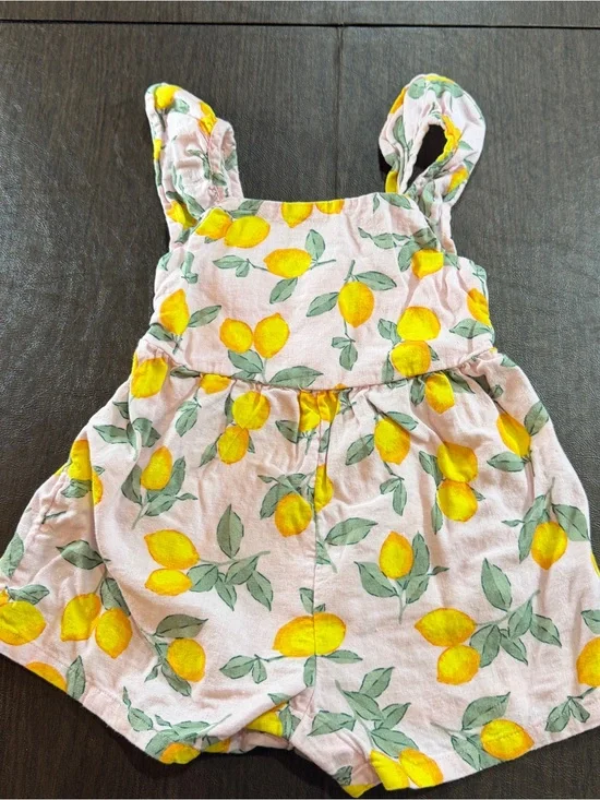 GAP Baby Pink and Yellow Lemon Print Romper Sz 4