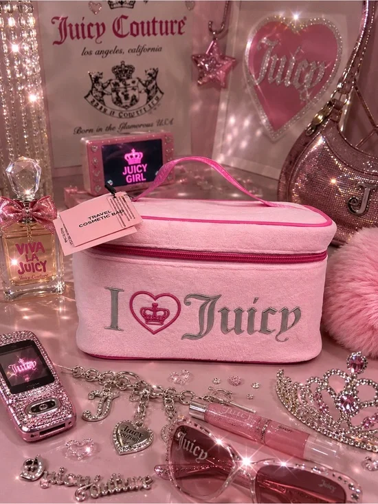 Juicy couture velour cosmetics gift set