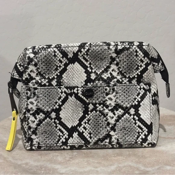 Quay Australia snake zip around cosmetic tolietries bag