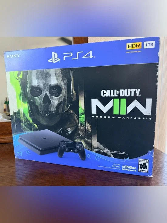 Sony PS4 Call of Duty: Modern Warfare II Bundle - Open Box -