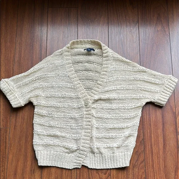 👧🏻👧🏻NWOT GAP Cream Sweater Soft Knit Top👧🏻👧🏻